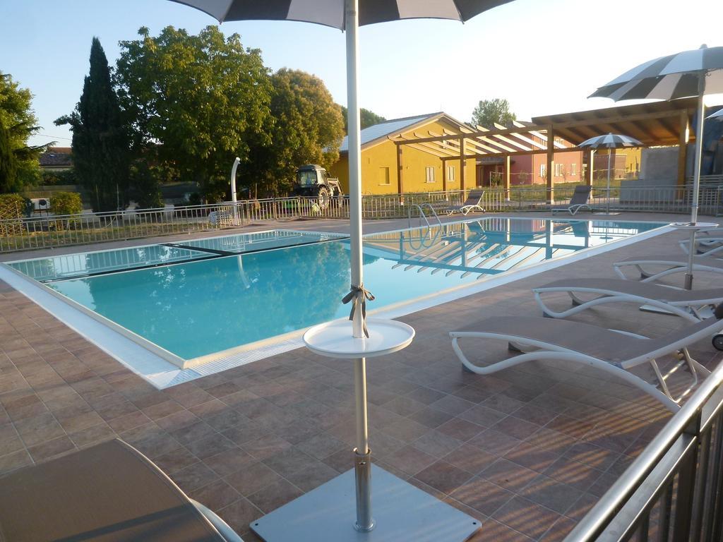 Relais Villa Giulia Bastia Umbra Buitenkant foto